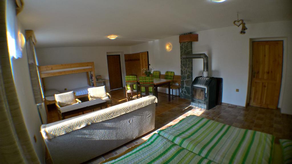 Chalupa Pod Drabskymi Svetnickami Villa Mnichovo Hradiste Exterior photo